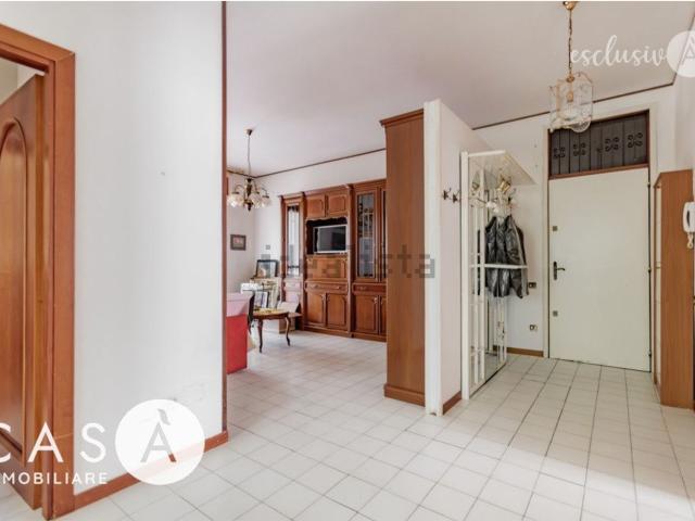 Appartamento in vendita di 100 m² in Via Ippolito Nievo, 2