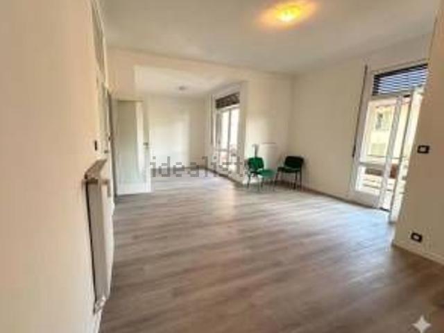 Appartamento in vendita di 100 m² in Via Italia