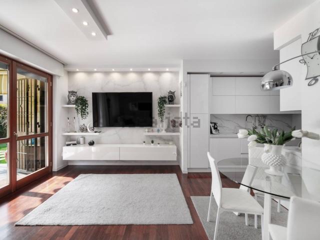 Appartamento in vendita di 100 m² in Via Italia, 92