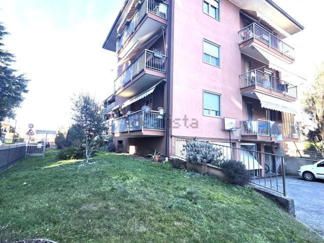 Appartamento in vendita di 100 m² in Via IV Novembre
