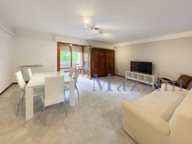 Appartamento in vendita di 100 m² in Via L. Quartieri