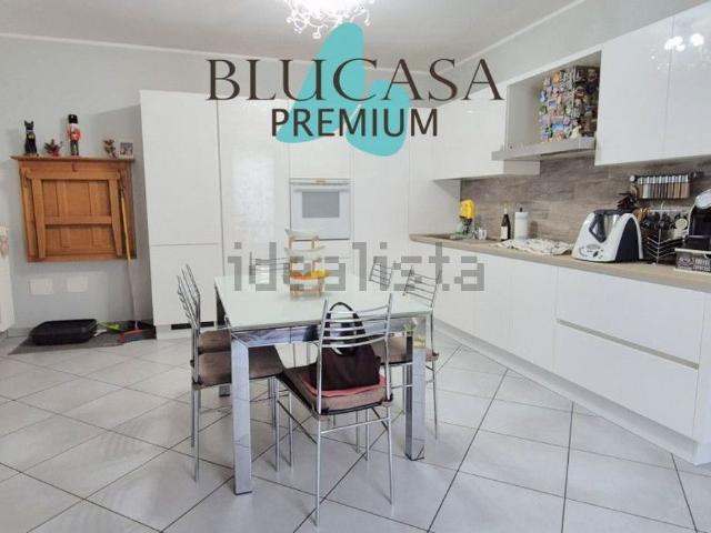 Appartamento in vendita di 100 m² in Via Loreta