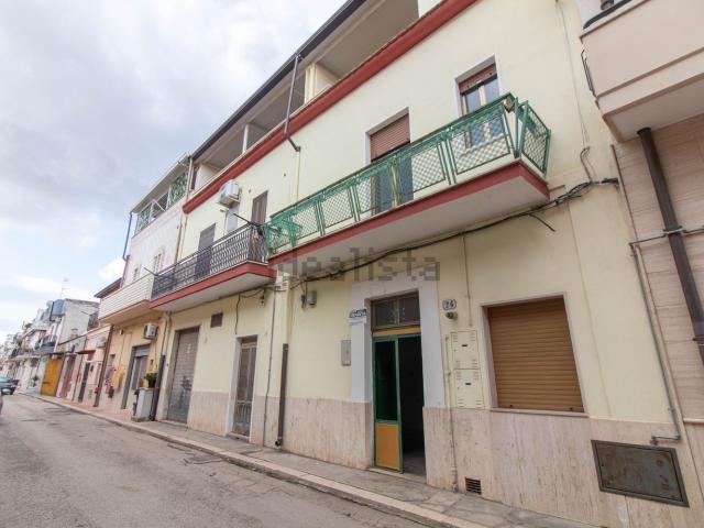 Appartamento in vendita di 100 m² in Via Latini