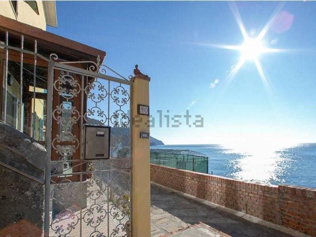 Appartamento in vendita di 100 m² in Via Lardarina