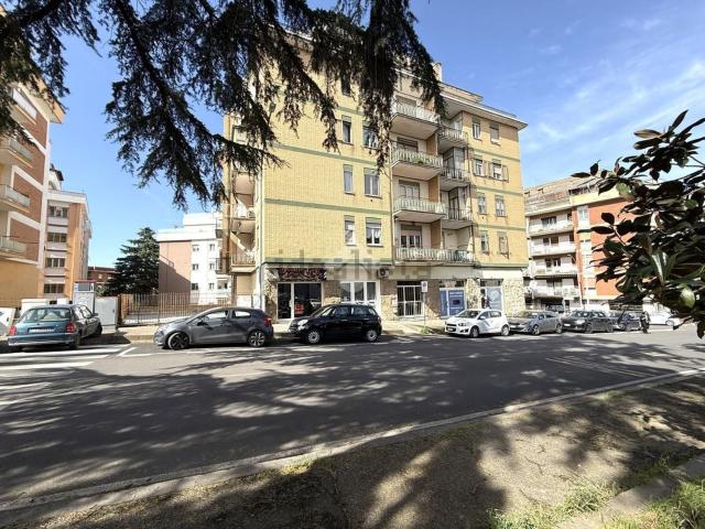 Appartamento in vendita di 100 m² in Via Leonardo Murialdo, 27