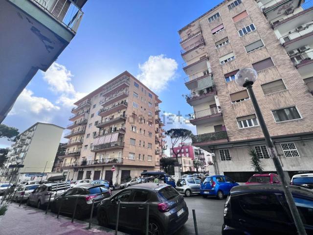 Appartamento in vendita di 100 m² in Via Lieti a Capodimonte, 51
