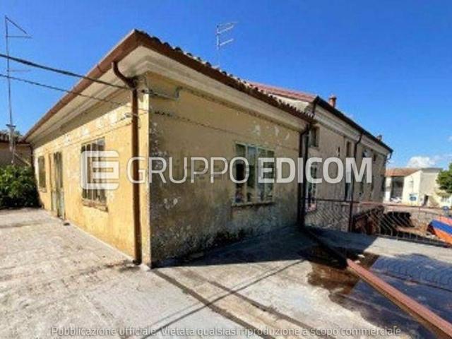 Appartamento in vendita di 100 m² in Via Lino Cavallari