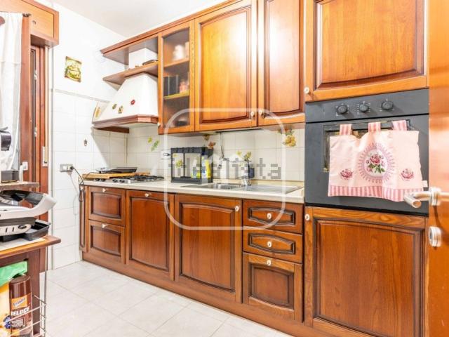 Appartamento in vendita di 100 m² in Via Luca Domenico Capozi, 61