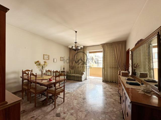 Appartamento in vendita di 100 m² in Via Ludovico Muratori, 76