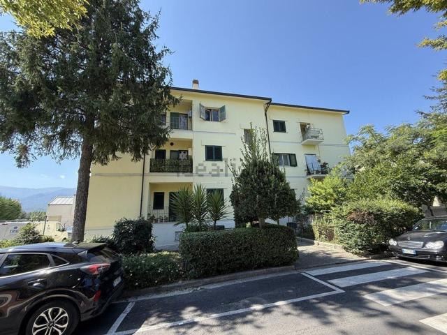 Appartamento in vendita di 100 m² in Via Luigi Einaudi, 10