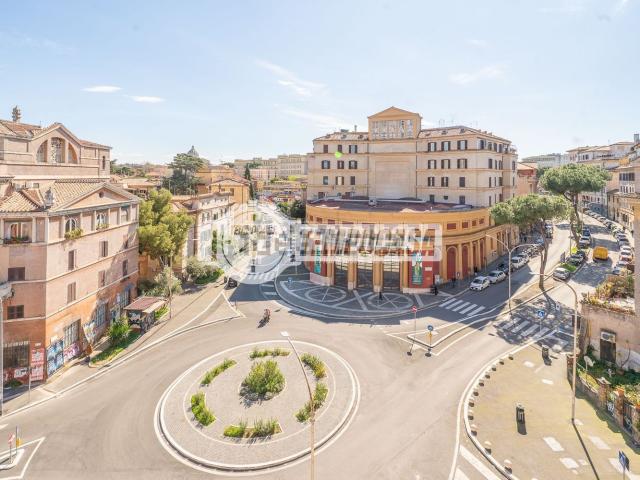 Appartamento in vendita di 100 m² in Via Luigi Fincati, 14