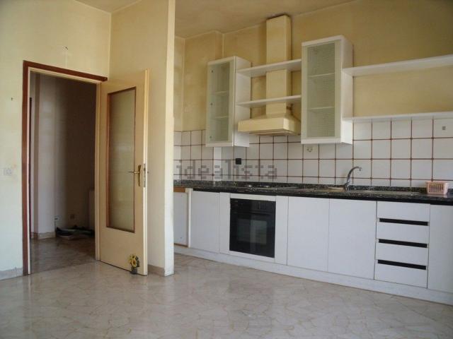 Appartamento in vendita di 100 m² in Via Luigi Michelazzi