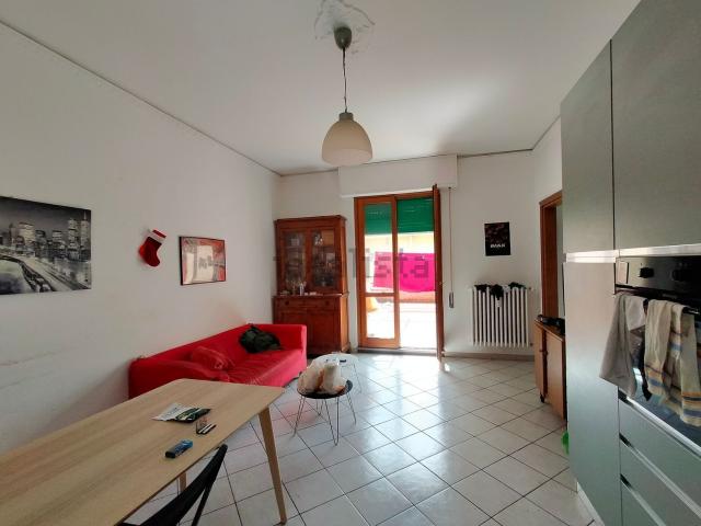 Appartamento in vendita di 100 m² in Via Luigi Michelazzi