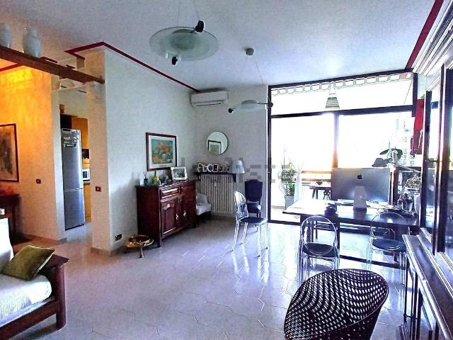 Appartamento in vendita di 100 m² in Via Luigi Zucca