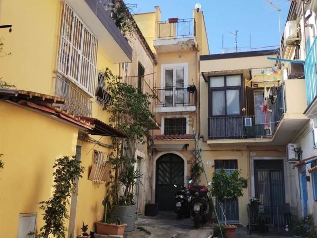 Appartamento in vendita di 100 m² in Via Lumacari