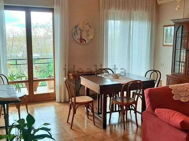 Appartamento in vendita di 100 m² in Via Lungo Aron