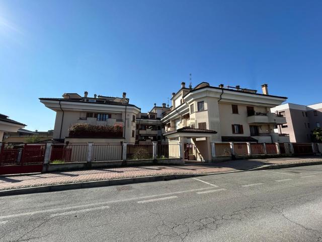 Appartamento in vendita di 100 m² in Via M. Buonarroti, 1