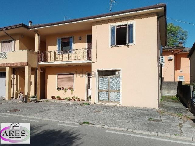 Appartamento in vendita di 100 m² in Via Motta