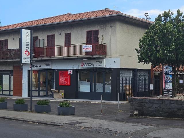 Appartamento in vendita di 100 m² in Via Motta Giuseppe
