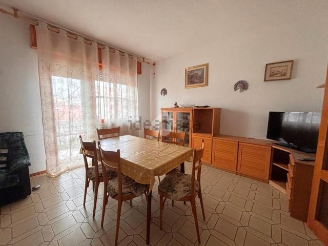 Appartamento in vendita di 100 m² in Via Modena, 2
