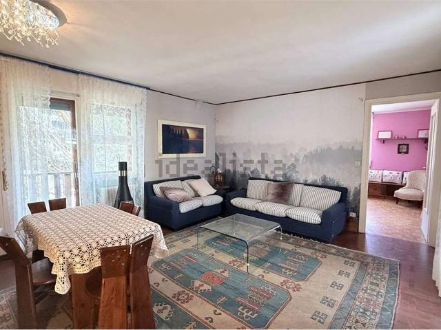 Appartamento in vendita di 100 m² in Via Monfol, 30