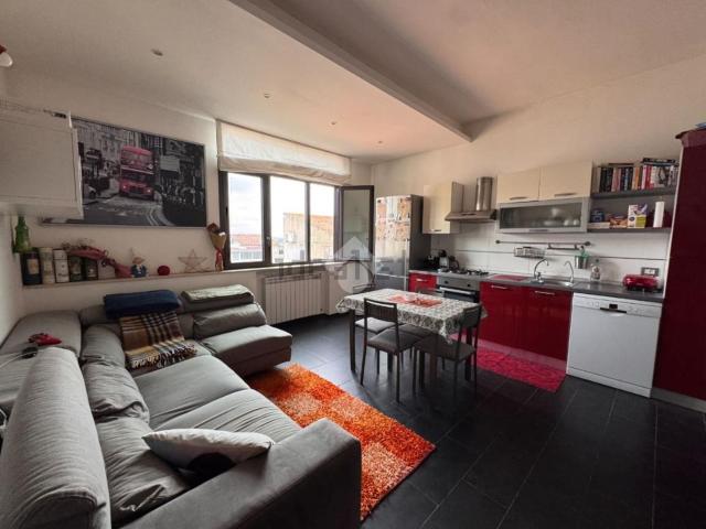 Appartamento in vendita di 100 m² in Via Monsignor Vincenzo Nobile, 69