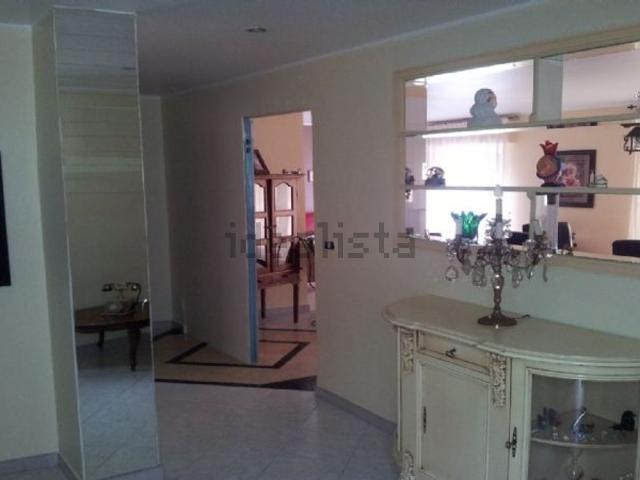 Appartamento in vendita di 100 m² in Via Monsignore Francesco Speciale