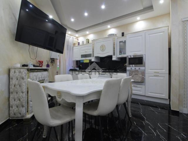 Appartamento in vendita di 100 m² in Via Monte Camicia, 28