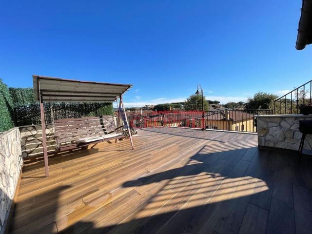 Appartamento in vendita di 100 m² in Via Monte Fumaiolo
