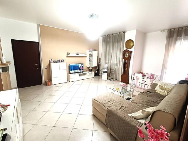 Appartamento in vendita di 100 m² in Via Monte Oliveto, 12