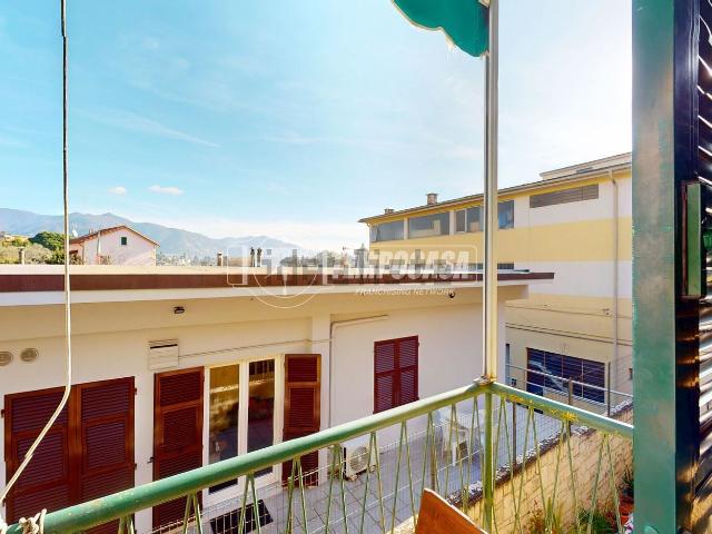 Appartamento in vendita di 100 m² in Via Montecarlo, 19