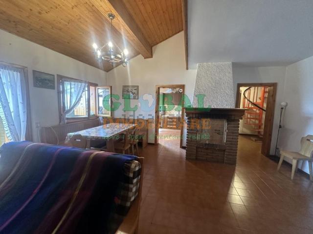 Appartamento in vendita di 100 m² in Via Mori, 53