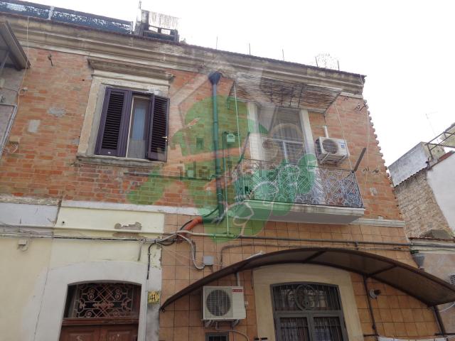 Appartamento in vendita di 100 m² in Via Matteotti
