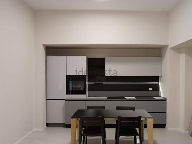Appartamento in vendita di 100 m² in Via Madonna degli Angeli, 75