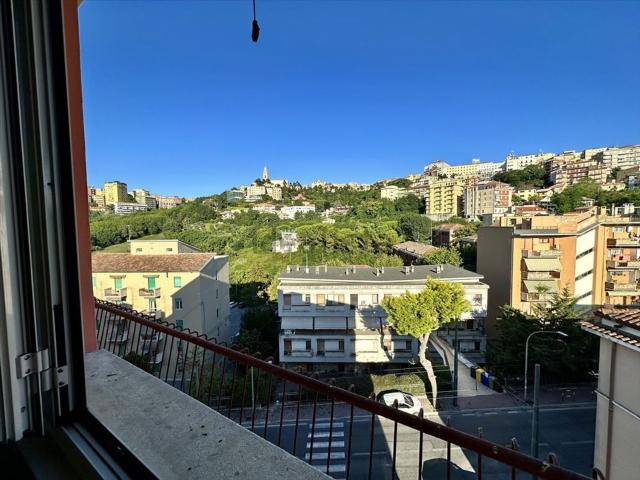 Appartamento in vendita di 100 m² in Via Madonna della Misericordia, 23