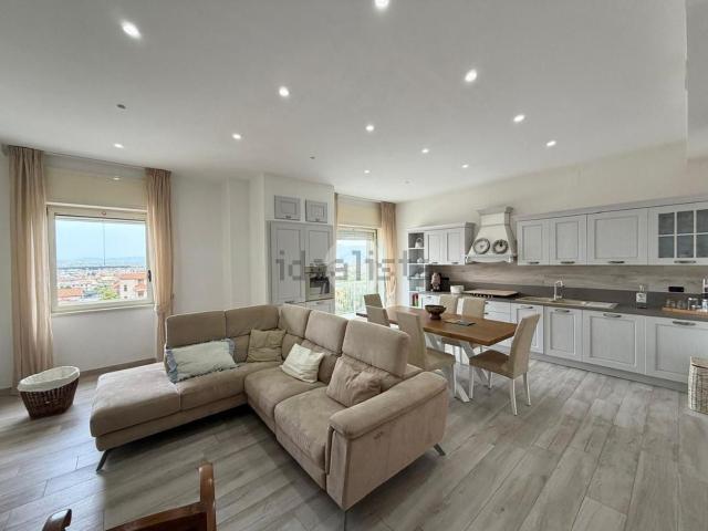 Appartamento in vendita di 100 m² in Via Madonna delle Grazie, 67