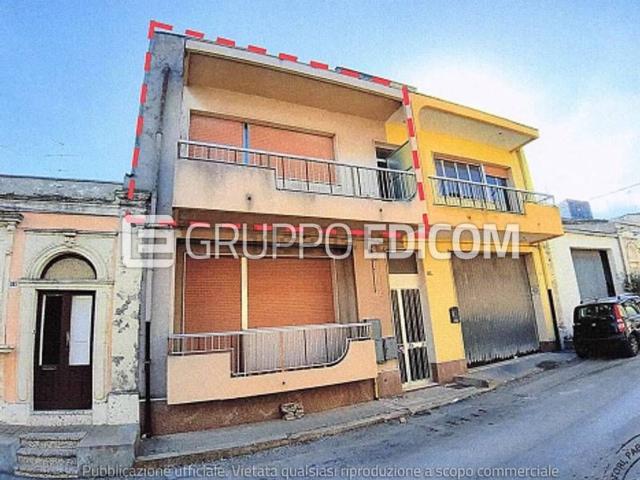 Appartamento in vendita di 100 m² in Via Magenta
