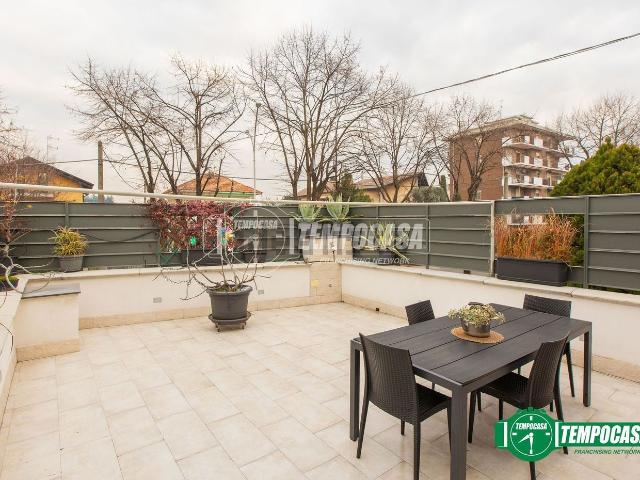 Appartamento in vendita di 100 m² in Via Magenta