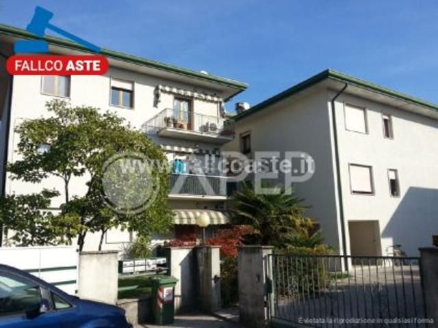 Appartamento in vendita di 100 m² in Via Magro Domenico, 24