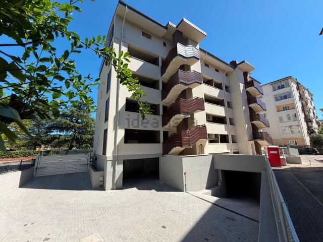 Appartamento in vendita di 100 m² in Via Marcantonio Cesti