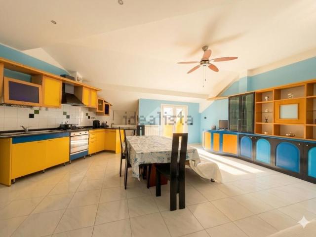 Appartamento in vendita di 100 m² in Via Maratona, 2