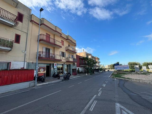 Appartamento in vendita di 100 m² in Via Martina Franca, 26