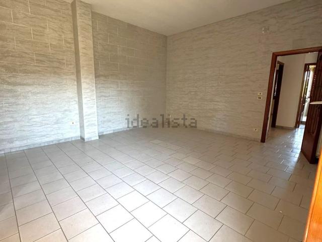 Appartamento in vendita di 100 m² in Via Martiri Atellani