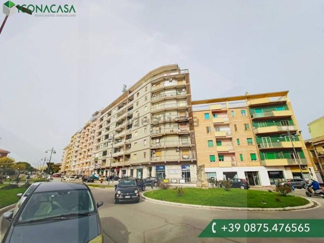 Appartamento in vendita di 100 m² in Via Martiri della Resistenza