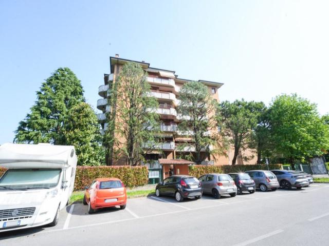 Appartamento in vendita di 100 m² in Via Marzabotto, 8