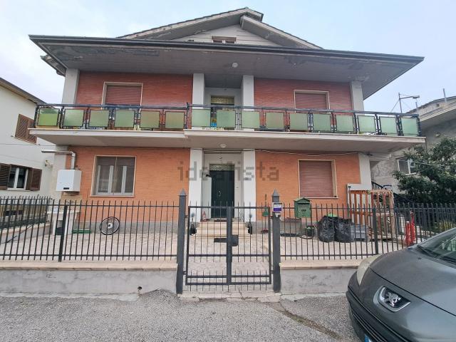 Appartamento in vendita di 100 m² in Via Mascagni