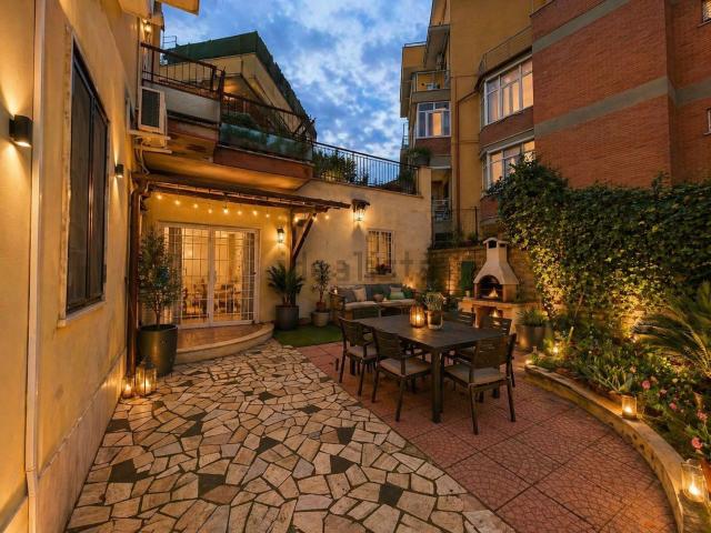 Appartamento in vendita di 100 m² in Via Massa Fiscaglia, 8