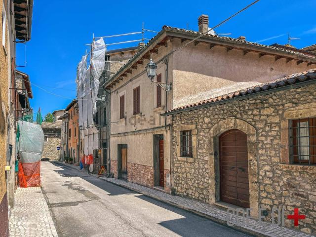 Appartamento in vendita di 100 m² in Via mastrozzi