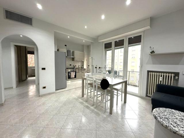 Appartamento in vendita di 100 m² in Via Medeghino, 24