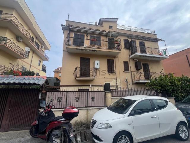 Appartamento in vendita di 100 m² in Via melegnano
